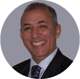 César Báez headshot