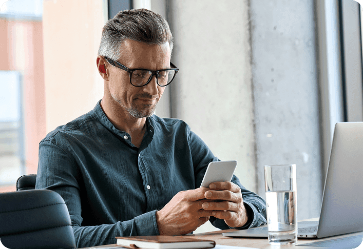 Investor using XChange Place platform